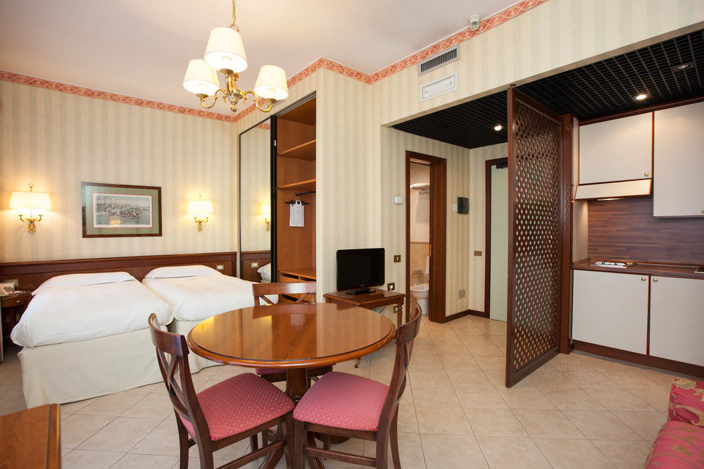 Unaway Hotel & Residence Linea Uno Milano Eksteriør bilde